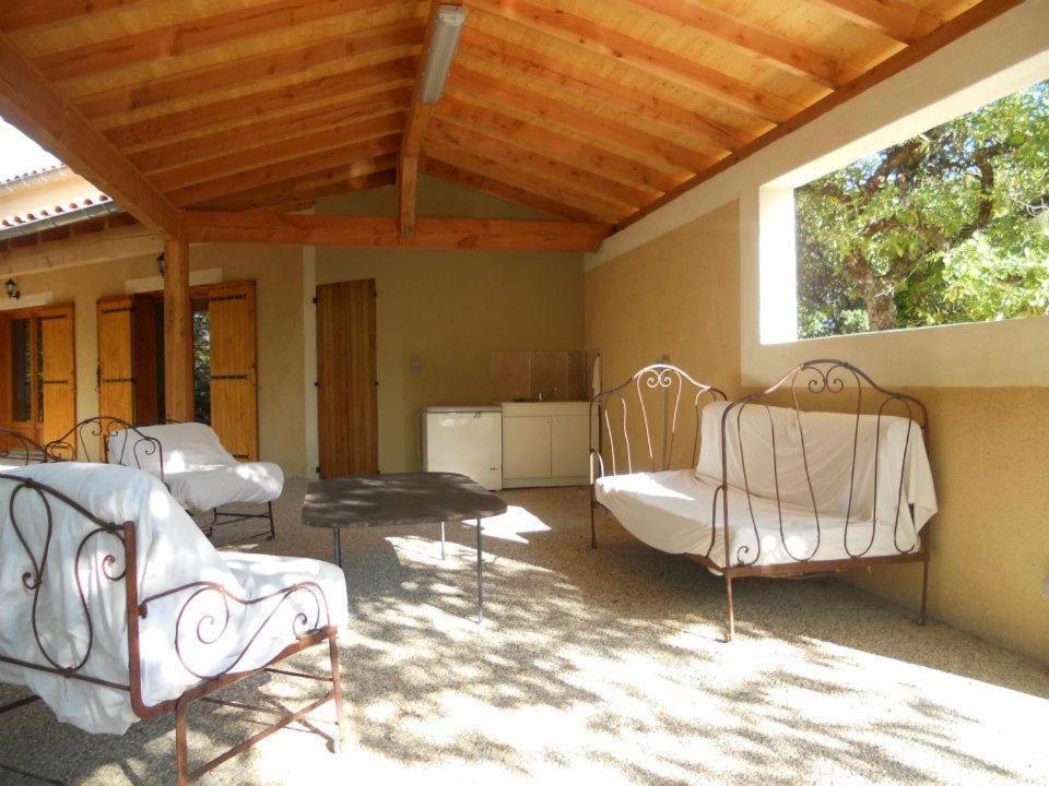 Escapades En Ventoux Villa เวอนาสก์ ห้อง รูปภาพ